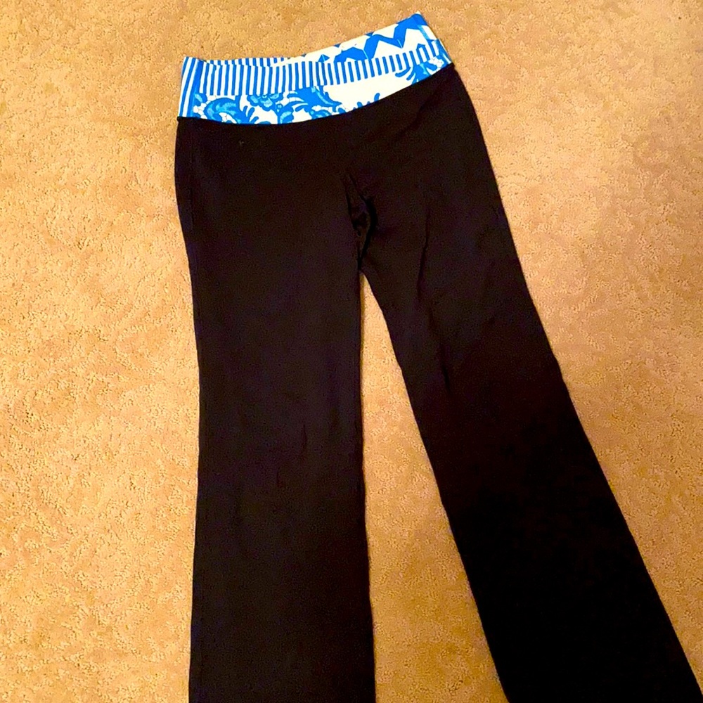 Black lulu yoga pants